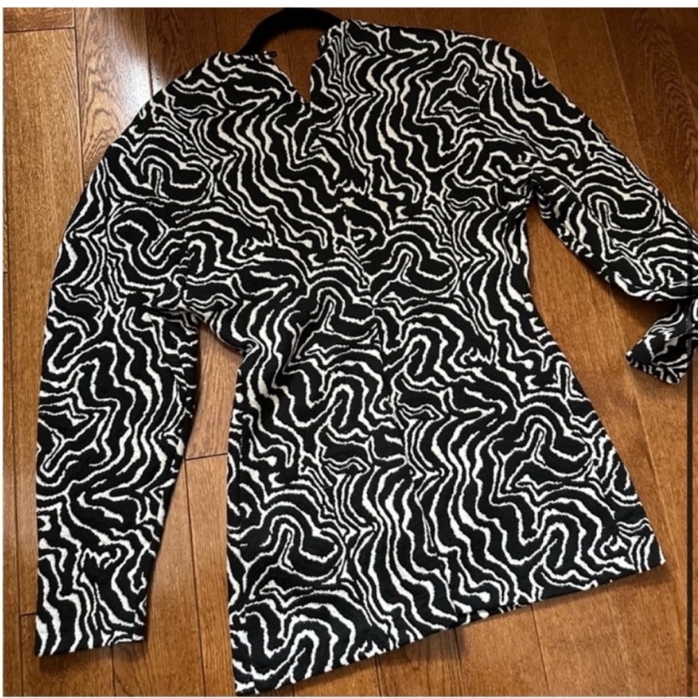 Pattern sweater - Picture 3 of 4